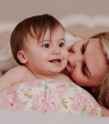 un joli passepoil vient faire ressortir le tissu imprimé.